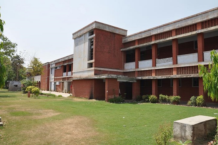 https://cache.careers360.mobi/media/colleges/social-media/media-gallery/14438/2018/12/4/Campus view of GGD SD College Palwal_Campus-view.JPG